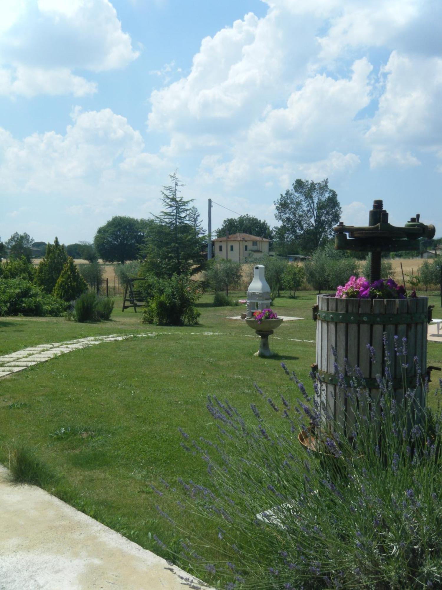 B&B Villa Barbarossa Petrignano Екстер'єр фото