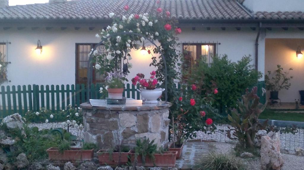 B&B Villa Barbarossa Petrignano Екстер'єр фото